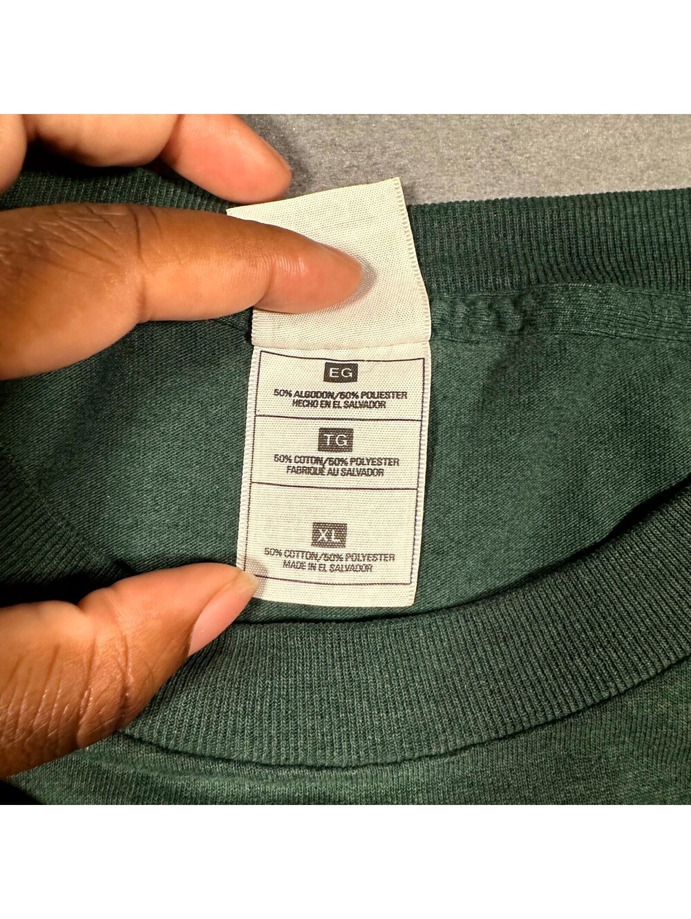 Vintage Fruit of the Loom T-Shirt Mens XL Green Suck The Heads Eat The Tails 90s - Picture 7 of 7